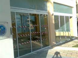 ΤΖΑΜΙΑ ΚΡΥΣΤΑΛΛΑ ΚΑΘΡΕΦΤΕΣ ΧΑΝΙΑ ΚΟΡΑΚΑΣ ΠΑΝΑΓΙΩΤΗΣ